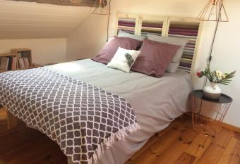 Maison de p  cheur La courtine, 2 mn de la mer has Balcony rooms