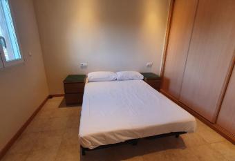 Relax en primera l  nea A allows 18 year olds to book a room