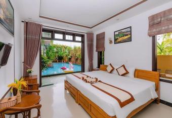 L  ng C   m Thanh Villa has Balcony rooms