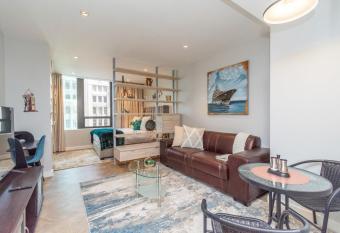 Luxury Foreshore Studio allows 18 year olds to book a room