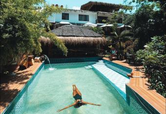 GIARDINO ROMANTICO has Balcony rooms