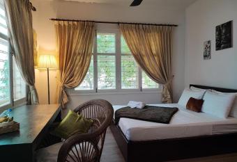 Villa Papillon has Balcony rooms