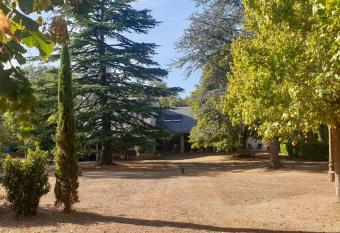 Le coucou du Pesqui   allows 18 year olds to book a room