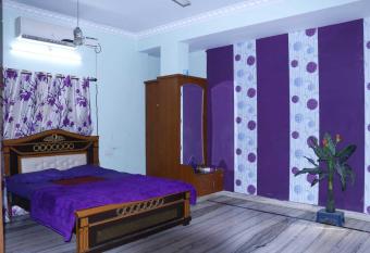 OYO Home 81015 Hill Side Guest House has Balcony rooms