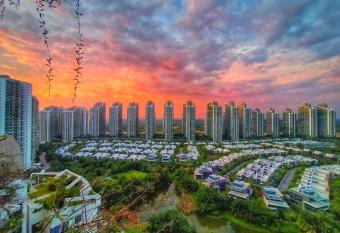 Forest City Cottage Inn allows 18 year olds to book a room