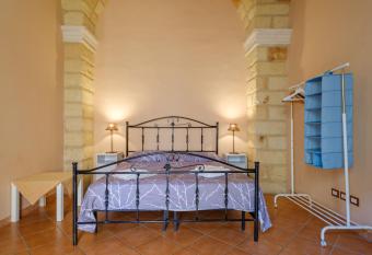 I colori di civico 19 has Balcony rooms