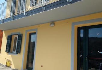 Agriturismo Campo Luente allows 18 year olds to book a room