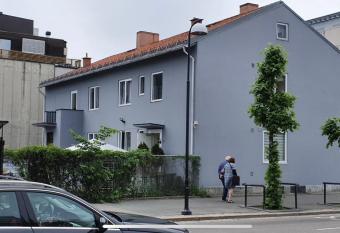 Chimera Apartments has Balcony rooms