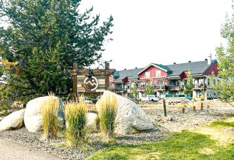 Centrally Located Townhouse in McCall Idaho allows 18 year olds to book a room