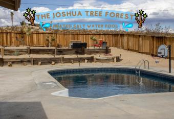 The Joshua Tree Forest - Heated Saltwater Pool! has Smoking rooms
