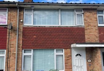 Tilbury Docks Rooms for Short letting allows 18 year olds to book a room