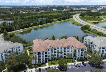Vista Cay Resort has Balcony rooms