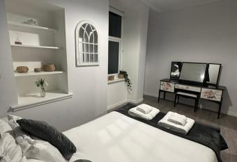 One bedroom flat in Oban town centre allows 18 year olds to book a room