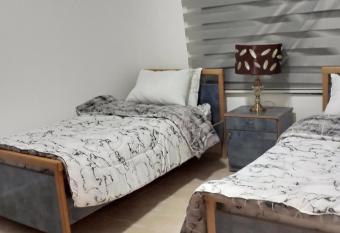 petra tourism room allows 18 year olds to book a room