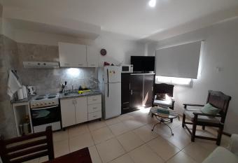 Caseros centro allows 18 year olds to book a room