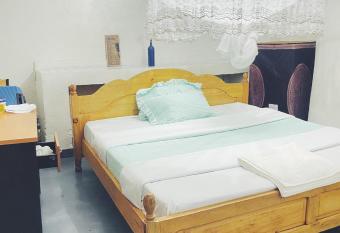 Belle Africa allows 18 year olds to book a room