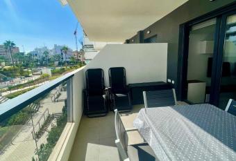 BArenales Sun Apart has rooms with a private hot tub