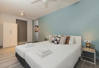 Mooi Cura  ao allows 18 year olds to book a room