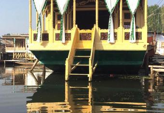 Boat house Heidi has Balcony rooms