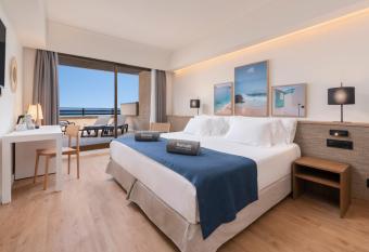 Barcel   Lanzarote Active Resort has Balcony rooms