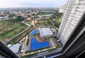 Apartment Emerald Bintaro 2 kamar by Selvy has Balcony rooms