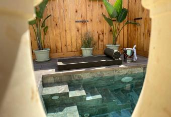 Casa Maria Tereza has Balcony rooms