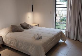 Adrogue Apartment Ezeiza Airport Shuttle 24hs allows 18 year olds to book a room