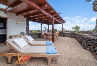 Casa Margarita 1 has Balcony rooms