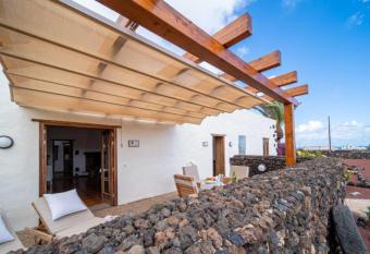 Casa Margarita 2 has Balcony rooms