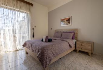 Special Apartment LA has Balcony rooms