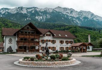 Popasul Craiului has Balcony rooms