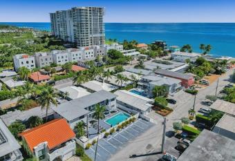 Waves On Desoto Rental Unit With Pool has Balcony rooms