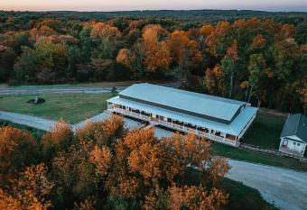 Greeter Falls Lodge #2 has Balcony rooms