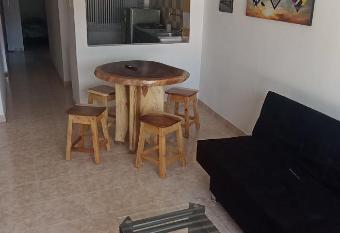 Apartamento central en Roldanillo has Balcony rooms