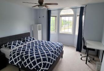 The Khan Villa has Balcony rooms