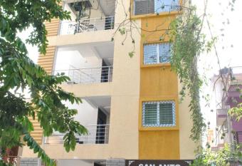 HOTEL THE ROYAL PARK has Balcony rooms