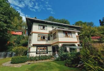 Mintokling Guest House has Balcony rooms