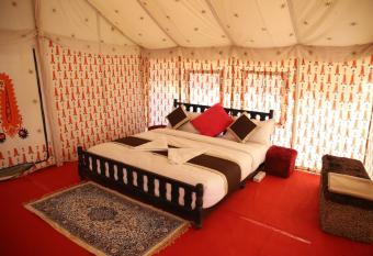 V I P DESERT RESORT JAISALMER has Balcony rooms