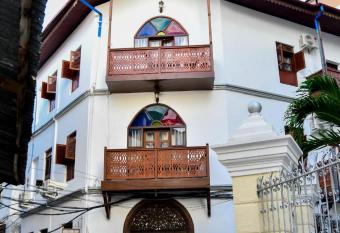 Minara Miwili - Forodhani Park has Balcony rooms