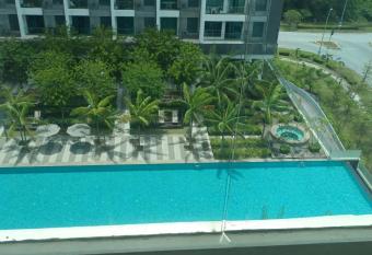 Peace home cybersqure 2 has Balcony rooms