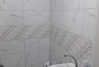 Memi   Apartman   allows 18 year olds to book a room