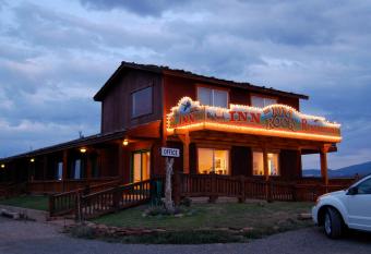 The Rim Rock Inn has Balcony rooms