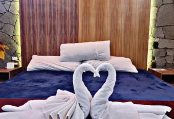 No. 1 Encantador loft jacuzzi Mazamitla allows 18 year olds to book a room