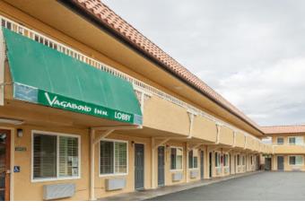 Vagabond Inn Hemet has Smoking rooms