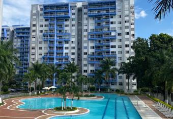 Matthew and Emmy  s home Condominio Floridablanca allows 18 year olds to book a room