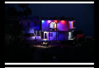 ANANDAM HOMESTAY has Smoking/Balcony rooms