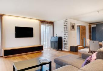 Angerle Alm Apt Alpengl  hen has Balcony rooms