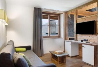 Angerle Alm Apt Similde B has Balcony rooms