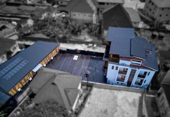 PH Intercontinental Boutique Hotel allows 18 year olds to book a room