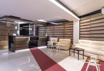 Eleni s apartment allows 18 year olds to book a room